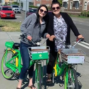 Meet your Posher, Justine